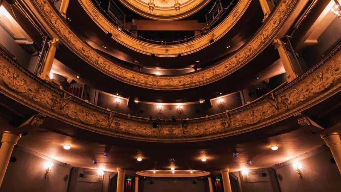 Unforgettable Artistic Vision